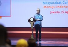 Ketua Dewan Komisioner OJK Mahendra Siregar menyampaikan perihal program GENCARKAN