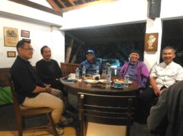 Dr.Rachman Sabur beserta Antha Founder Bandung Selatan