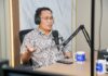 sesmenkemendukbangga memberikan paparan perihal jurnalis saat podcast berlangsung