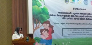 Dr.Siska Gerfianti berikan paparan perihal strategi kerja peningkatan stunting di tiap daerah di Jabar