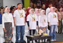 Wakil Gubernur Jabar hadir bersama Pimpinan dan jug Kepala Dinas DP3AKB Jabar, dr.Siska Gerfianti pada saat HAN di Arcamanik.