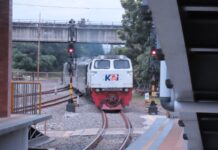 Duet KAI-Pemprov Jabar Hasilkan Kilat Pajajaran, Jadi Pesaing Whoosh dan Lebih Ekspres daripada Parahyangan?