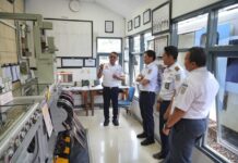 Pastikan Segalanya Lancar, Bos KAI Turun Gunung: Tinjau Posko Nataru 2025-2026