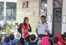 Masih Banyak Pengguna Jalan yang Terabas Perlintasan Sebidang, KAI Ultimatum: Ada Sanksinya, Bentuknya?