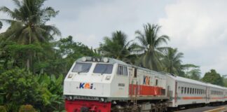 Ada Ribuan Perjalanan Kereta di Wilayah 2 Bandung, Ketepatan Waktunya Hampir 100 Persen Sempurna, KAI Kasih Paham