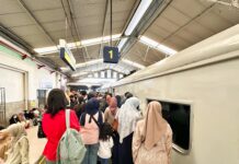 Masa Angkutan Idul Fitri: Penumpang Commuter Line Benar-benar Tumplek, KCI: Jumlahnya Melebihi 1 Juta Orang